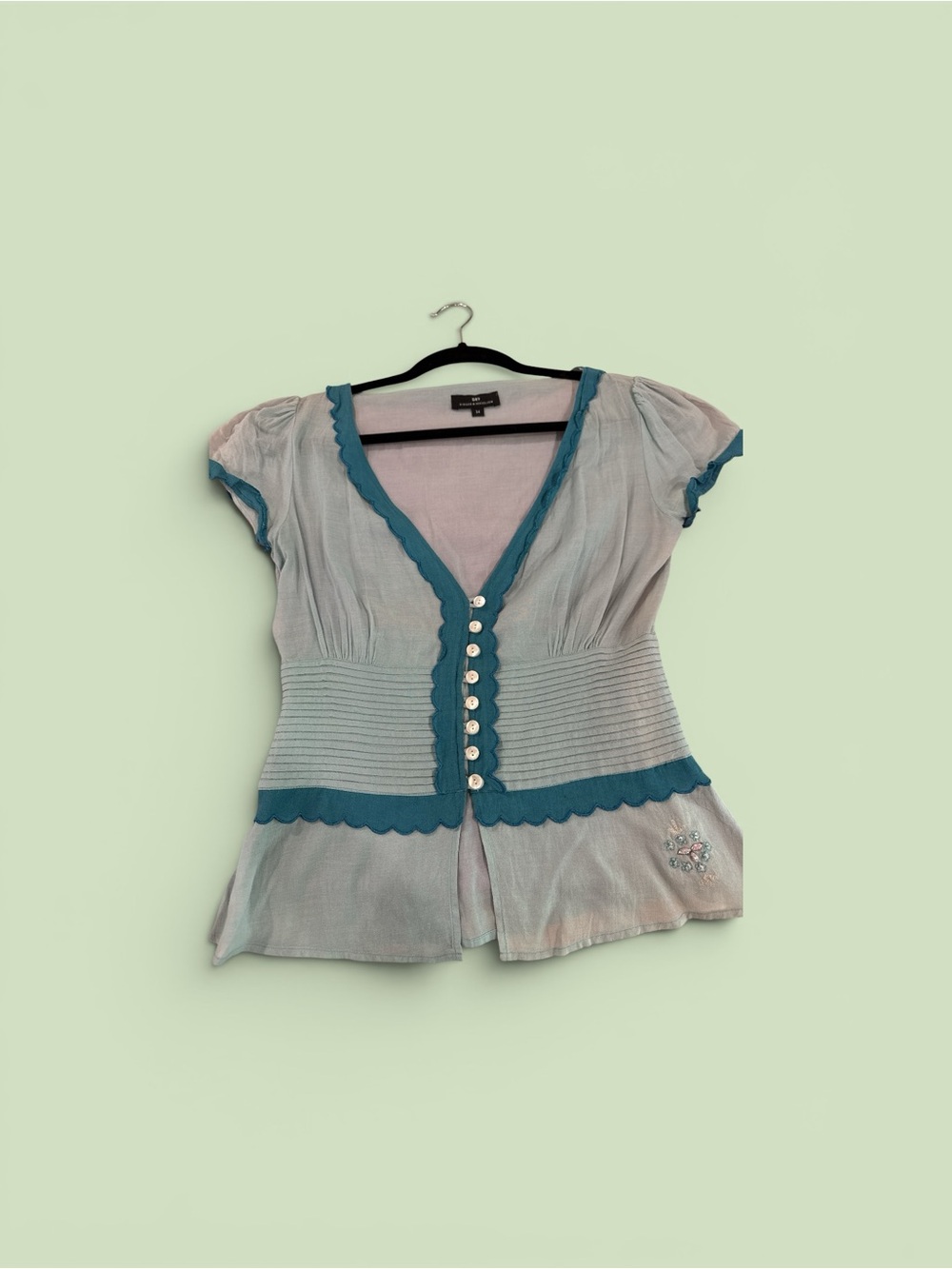 Women's Blue-Trim Light Gray Button Front Top